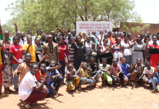 De jeunes volontaires engagés pour la santé sexuelle et reproductive des adolescent-e-s et jeunes de Kaya