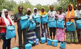 200 jeunes filles et femmes vulnérables de la ville de Bobo-Dioulasso ont bénéficié des kits de dignité 