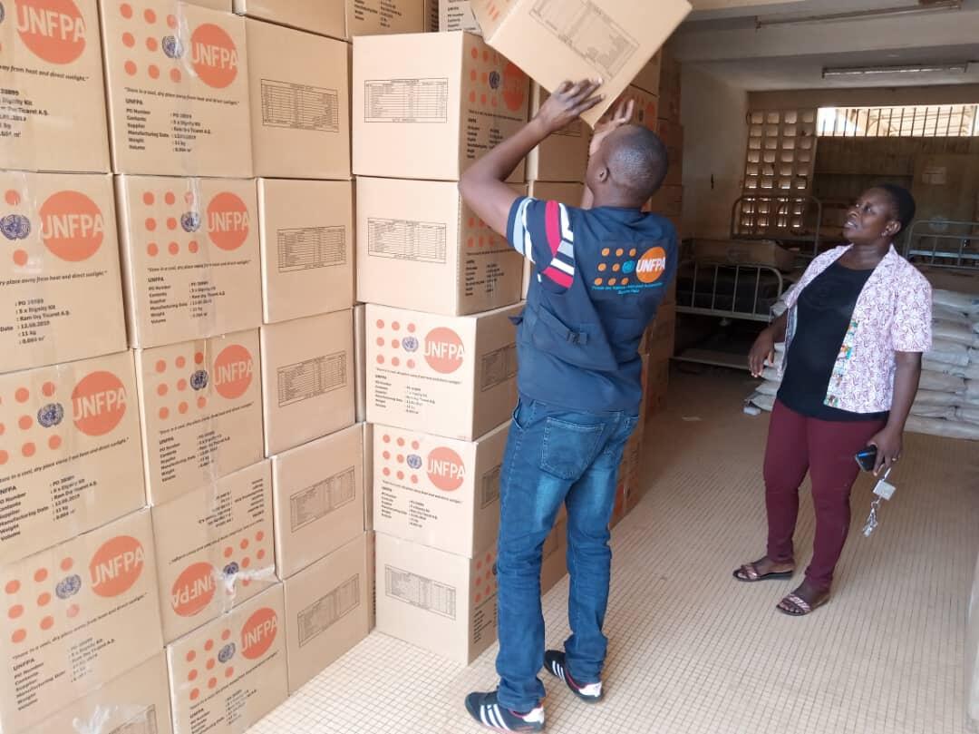  4000 kits de dignité au profit des Personnes déplacées internes de Barsalogho et Djibo  